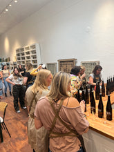 Load image into Gallery viewer, Candle Pouring Class- Petaluma Location