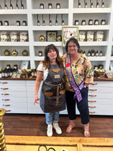 Load image into Gallery viewer, Candle Pouring Class- Petaluma Location