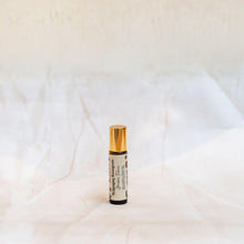 Load image into Gallery viewer, Gardenia Tuberose Rollerball Perfume Oil
